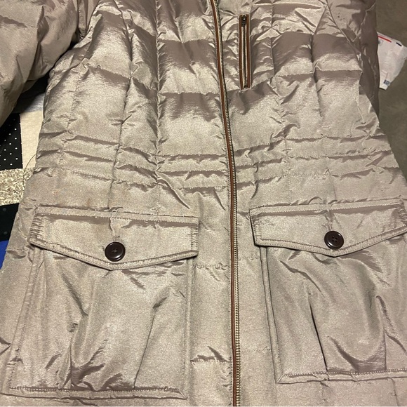 Eddie Bauer Down Parka 
Size: Medium Tall
Color: Champagne, metallic taupe - Picture 8 of 14